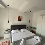 아파트 Guest's