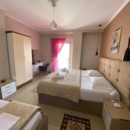 Apartment Guest's Pogradec