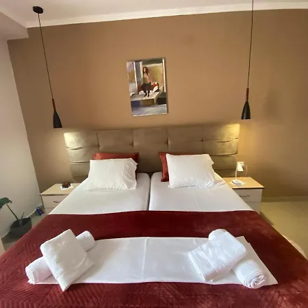 Guest's * Pogradec
