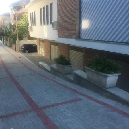 Apartment Guest's Pogradec