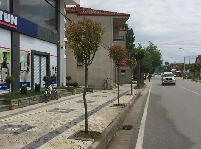 Guest's * Pogradec